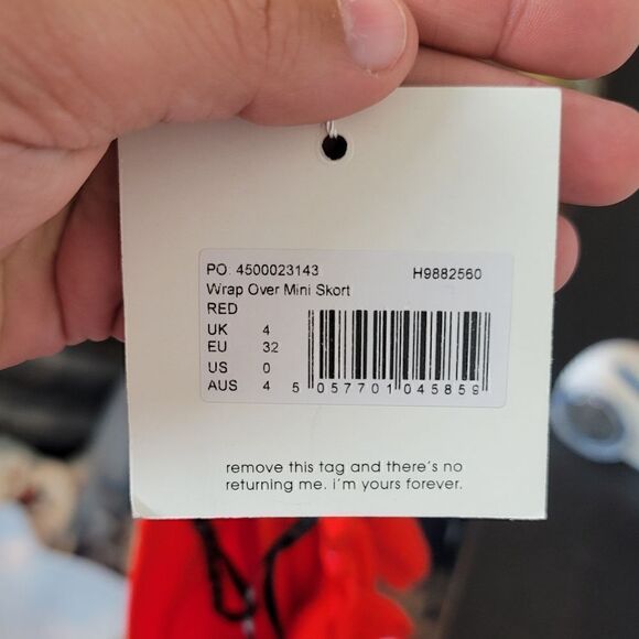 NWT- MISSGUIDED Mini Skort - Picture 7 of 9